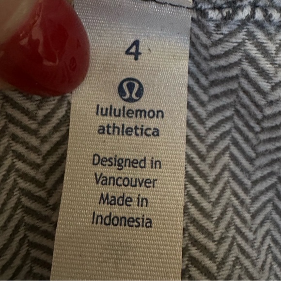 Lululemon Kanto Catch Me 1/2 Zip
Heathered Gray Herringbone  Size 4 Vintage - Picture 4 of 16